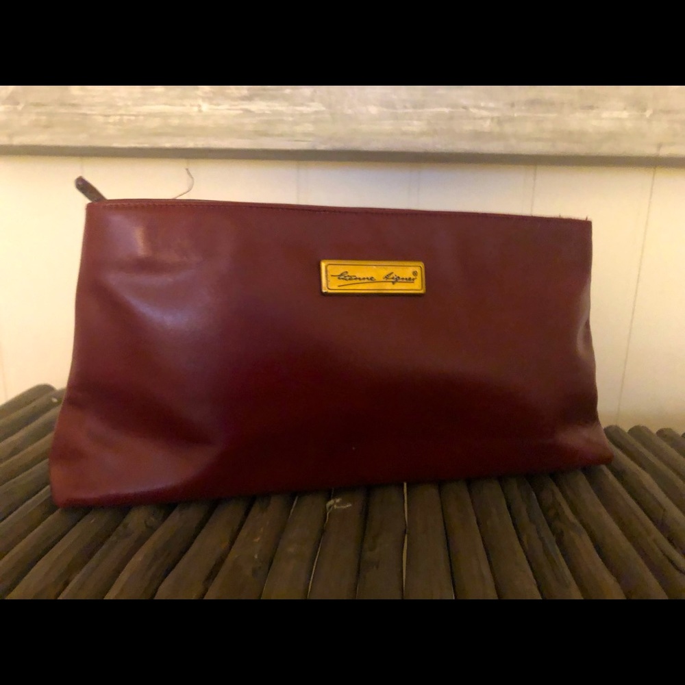 Etienne Aigner GORGEOUS burgandy leather clutch